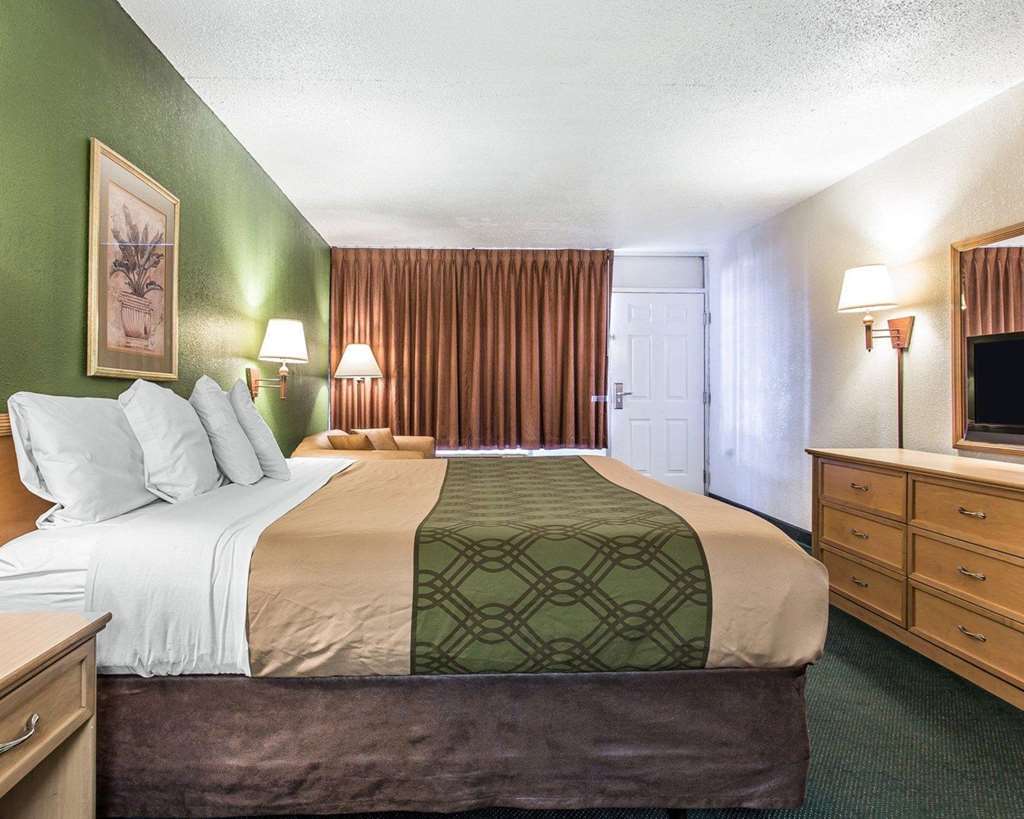 Econo-Lodge Of Conway Pokoj fotografie